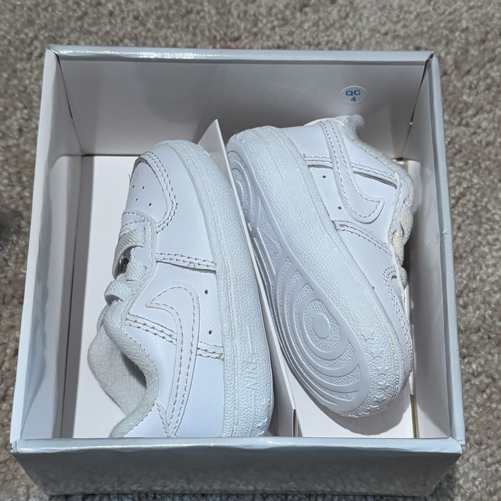 Nike force 1 crib 2C